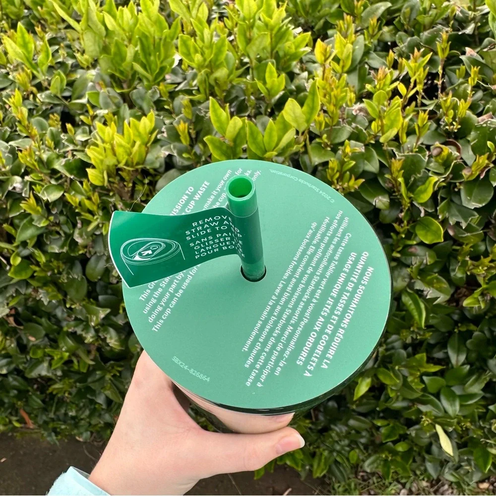 NEW Starbucks Hot Cold Barista Exclusive Green Apron Cup Recycled Plastic Straw